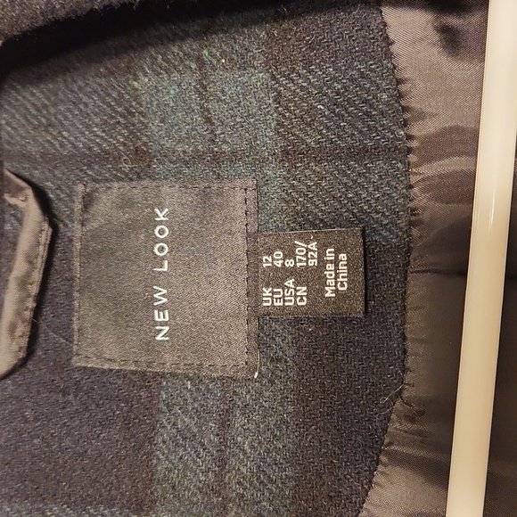 Ladies winter coat - Picture 5 of 7